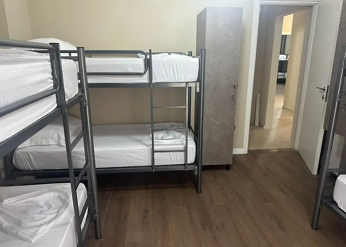 Buda Hostel Selitë e Vogël